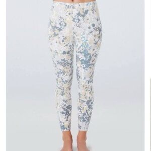 Spanx Jean-ish Ankle Leggings in Blue Abstract Floral Size L